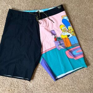 Billabong Men's The Simpsons Family Couch Pro boardshorts Size 32